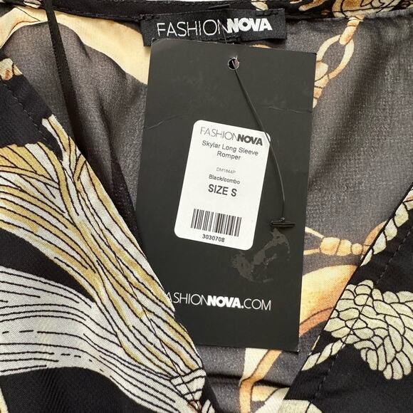 Fashion Nova Romper Skylar Black Gold Chain Tassel Balloon Long Sleeve Small NEW - Picture 3 of 12